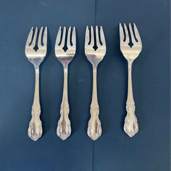 Vtg Stainless by Salem Victoria Pattern 4 Salad Dessert Forks Flatware Japan - Picture 3 of 6